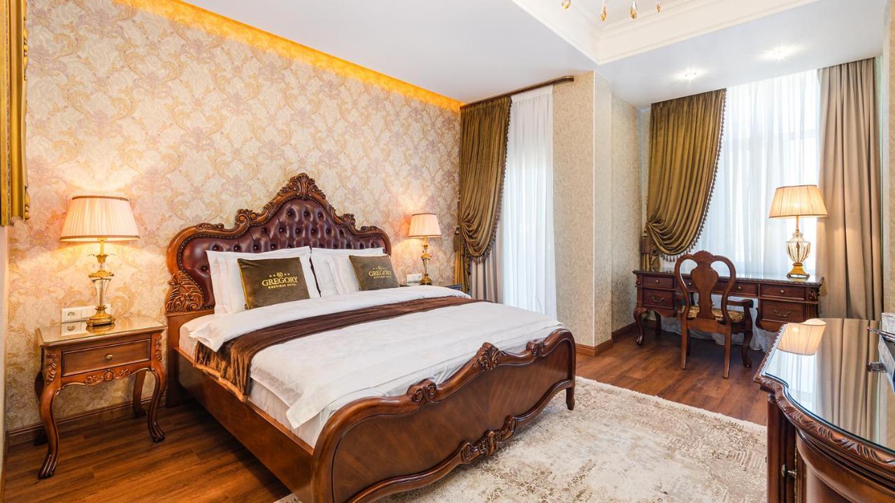 Gregory Boutique Hotel تشيسيناو المظهر الخارجي الصورة A bedroom in the hotel