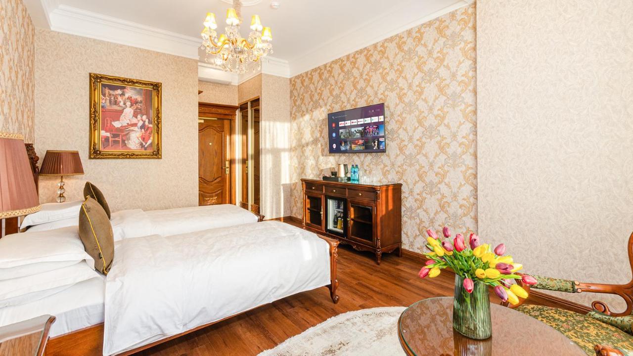 Gregory Boutique Hotel تشيسيناو المظهر الخارجي الصورة A room at the hotel